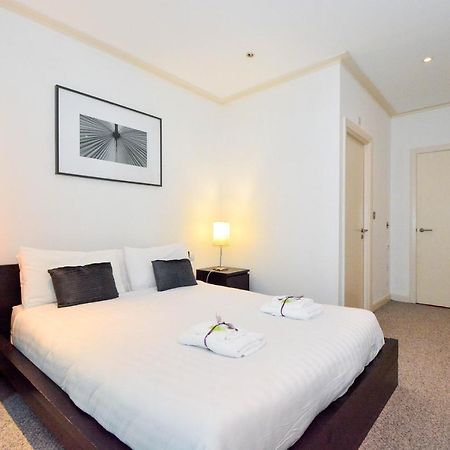 Canary Wharf - Corporate River View Apartments London Exterior photo