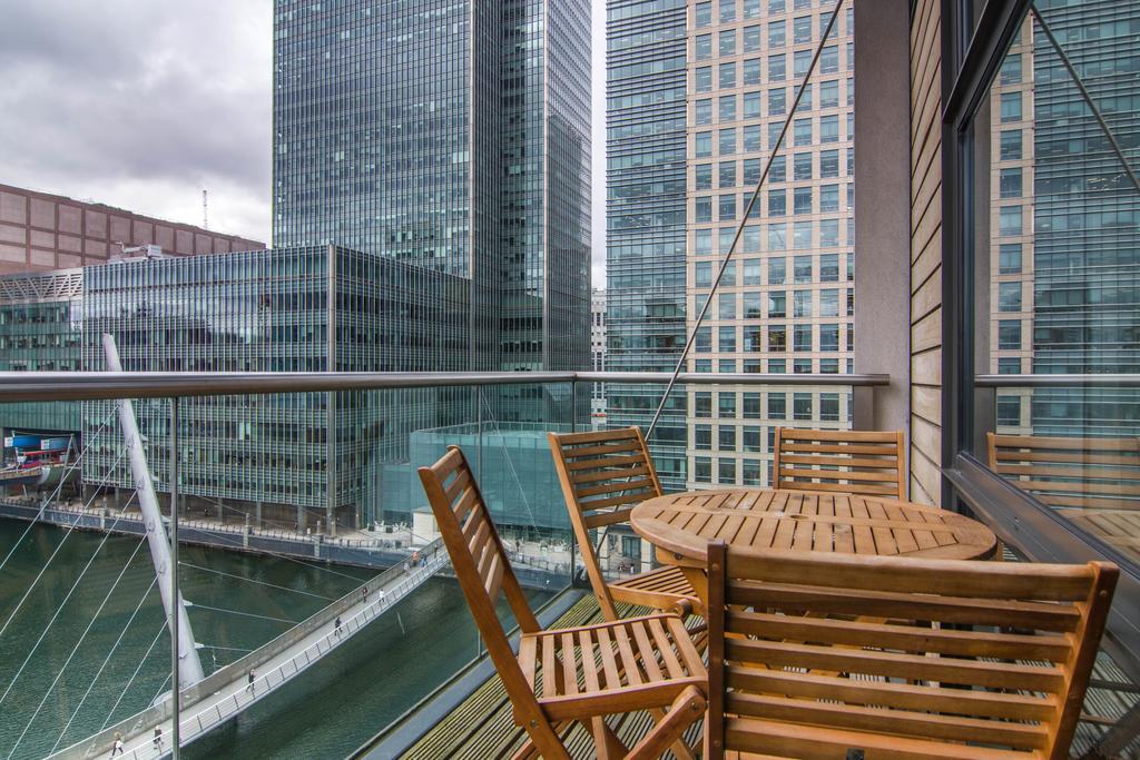 Canary Wharf - Corporate River View Apartments London Exterior photo