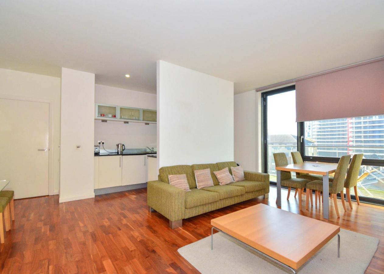 Canary Wharf - Corporate River View Apartments London Exterior photo